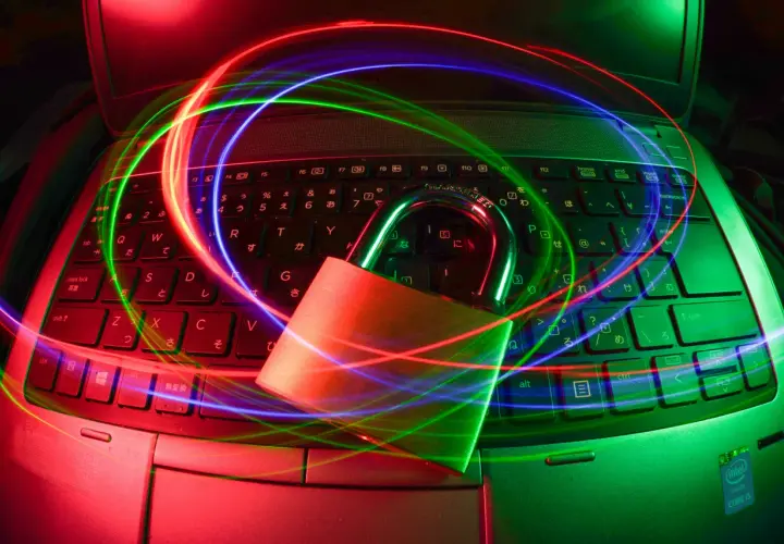 Cyberbezpieczeństwo: wyzwania i rozwiązania w erze cyfrowej