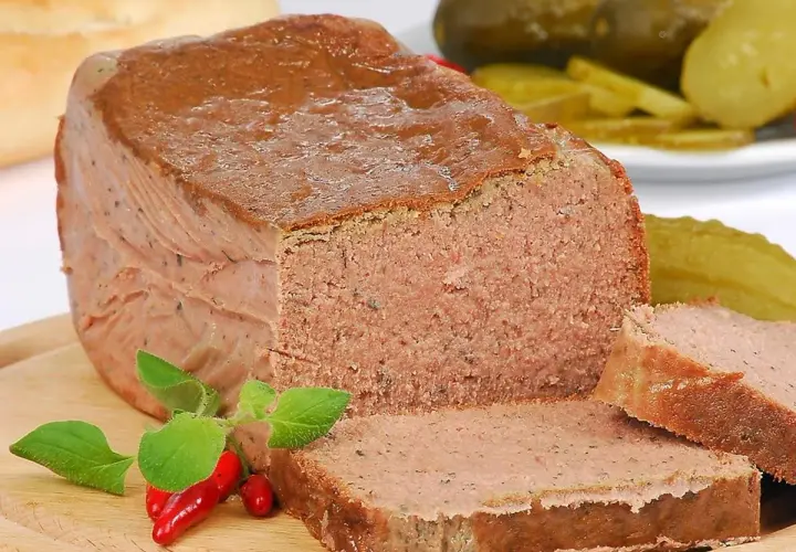 Pasztet: prawda o mięsnym składzie, który zaskoczy każdego!