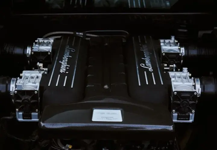 Jaki silnik ma Lamborghini? Odkryj moc i innowacje w modelach