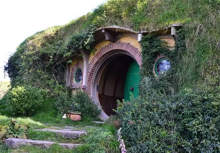 Gdzie mieszkał Bilbo Baggins? Tajemnice Bag End i Hobbitonu odkryte