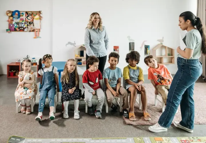 Co to jest pensum nauczycielskie i jak wpływa na pracę nauczycieli