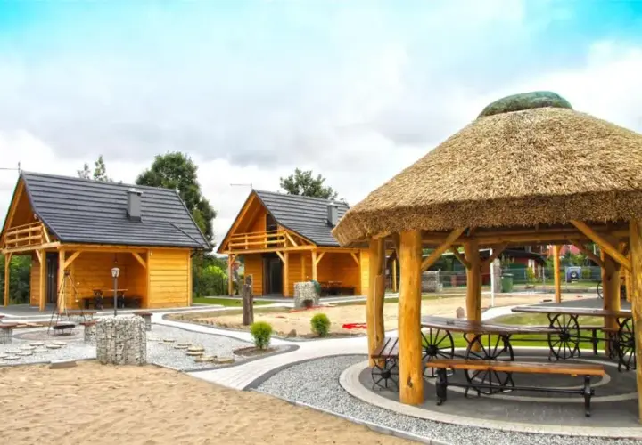 Bacówki nad jeziorem Goszcza – idealne miejsce na rodzinny wypoczynek