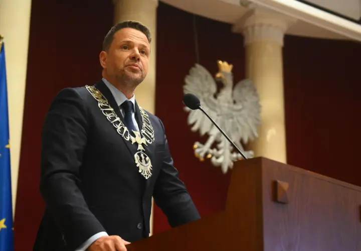 Ile zarabia prezydent Warszawy Rafał Trzaskowski? Szokujące kwoty!