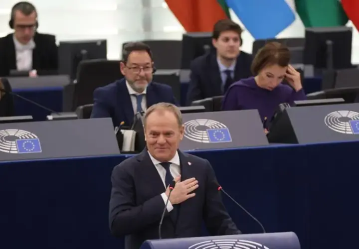 Donald Tusk – do kiedy przewodniczącym Rady Europejskiej? Fakty i kontekst