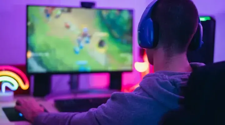Jak znaleźć najlepsze gry online z niskimi wymaganiami?
