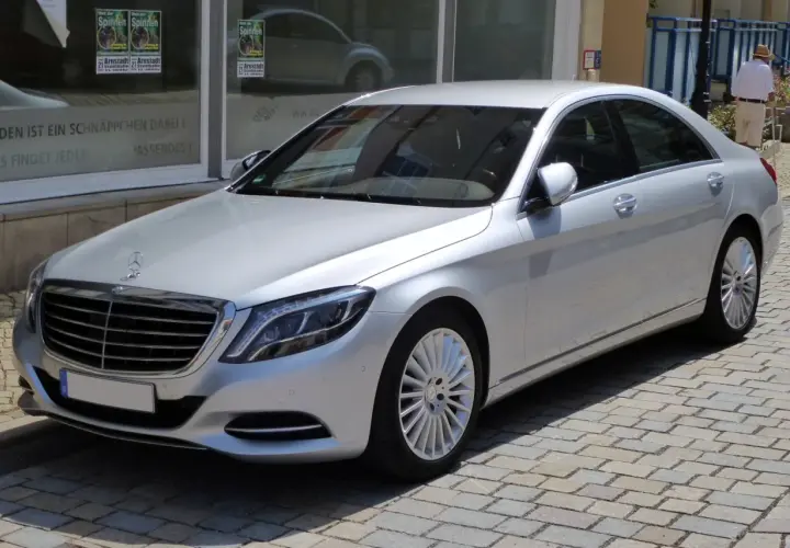 Mercedes-Benz W222 Klasy S - osiągi, wyposażenie i recenzje użytkowników