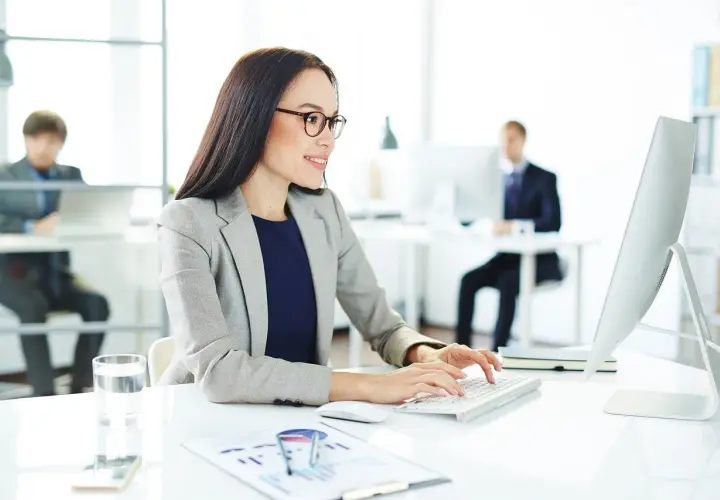 Outsourcing: Co to jest i jak wpływa na biznes?