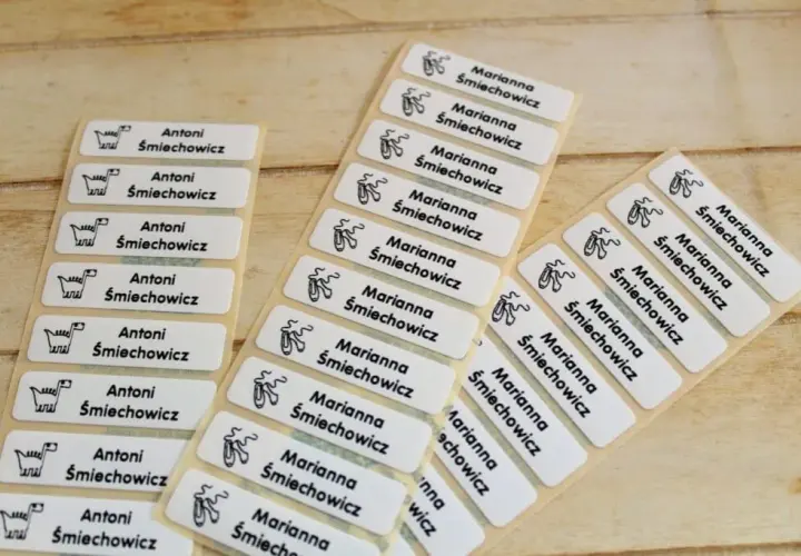 Jak podpisać ubrania dziecka do przedszkola: 8 sprawdzonych sposobów