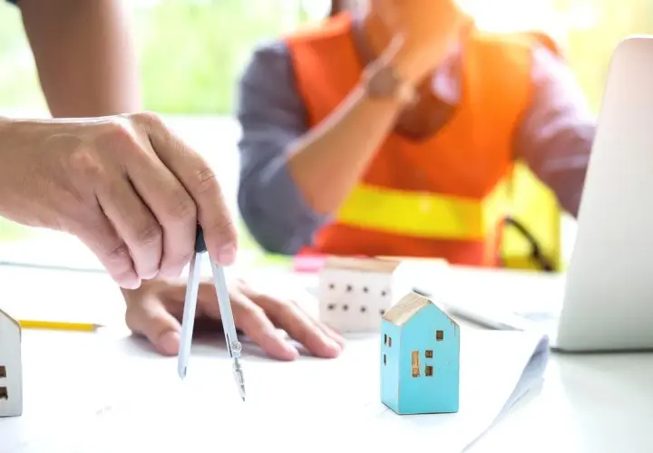 Ile kosztuje budowa domu 130m2? Poznaj ukryte koszty i standardy wykończenia