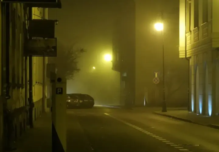 Smog w Nowym Sączu: Aktualna Jakość Powietrza i Zagrożenia