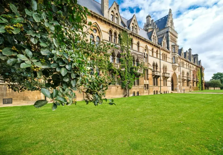 Najlepsze atrakcje w Oxfordzie, które musisz zobaczyć podczas wizyty