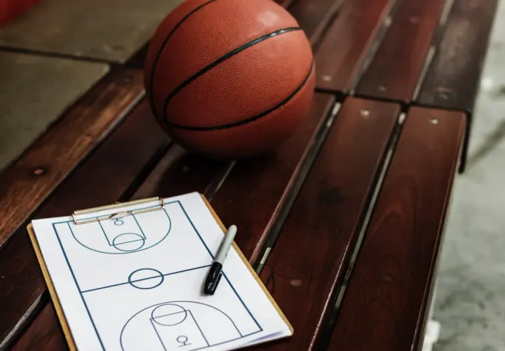NBA kontra Premier League: gdzie łatwiej przewidzieć wynik?