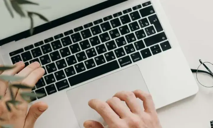 Co wpisać w umiejętnościach w CV, aby wyróżnić się na rynku pracy?