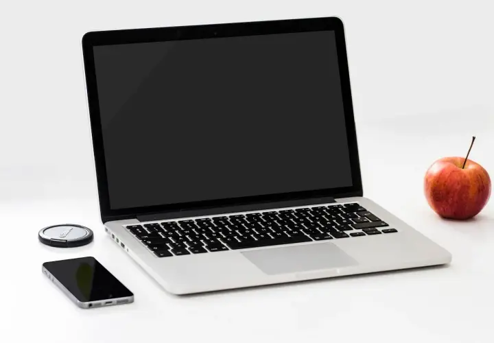 Jak dbać o laptopa? 9 praktycznych wskazówek