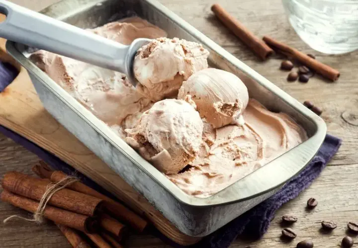 Gdzie kupić lody proteinowe? Sprawdź najlepsze oferty i sklepy