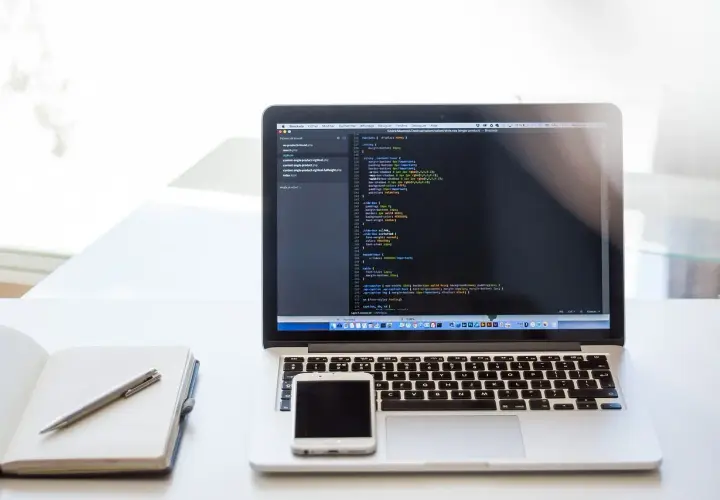 Fullstack w 3 tygodnie: rzeczywistość czy fikcja dla TikToka?
