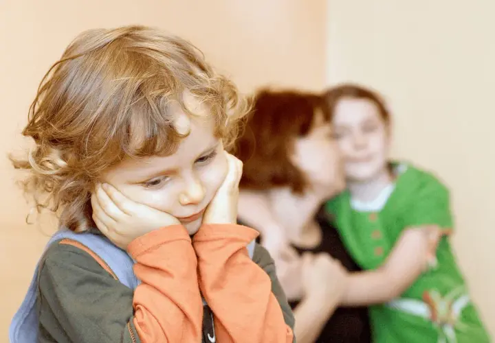Kiedy zazdrość staje się grzechem - duchowe i moralne aspekty zazdrości