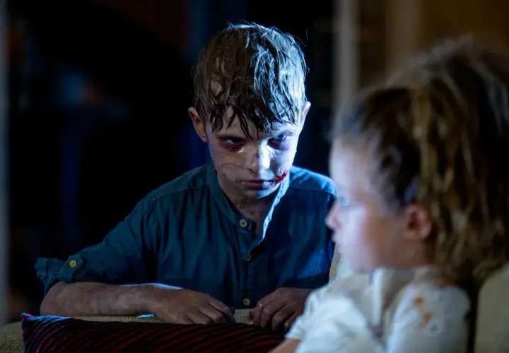 The Other Side of the Door: Horror o matczynej winie i duchach