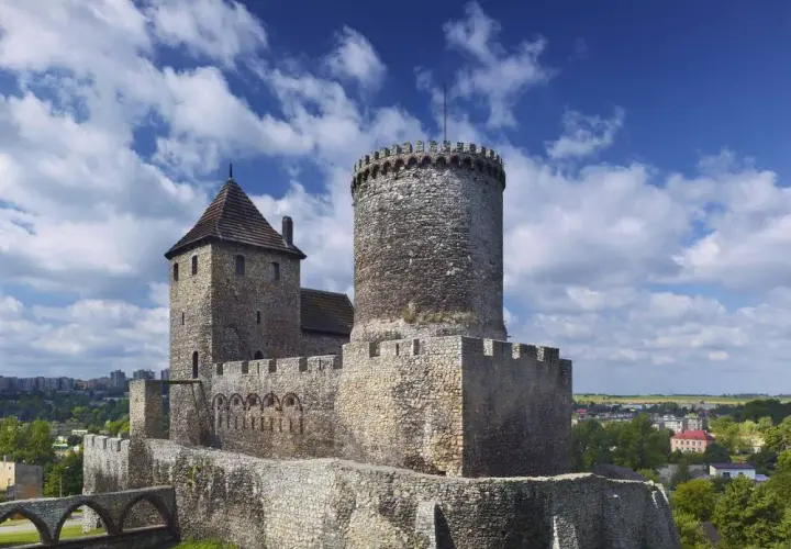 Zamek w Będzinie - fascynująca historia i tajemnice średniowiecza
