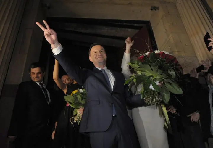 Czy prezydenta można odwołać? Poznaj kontrowersje i możliwości