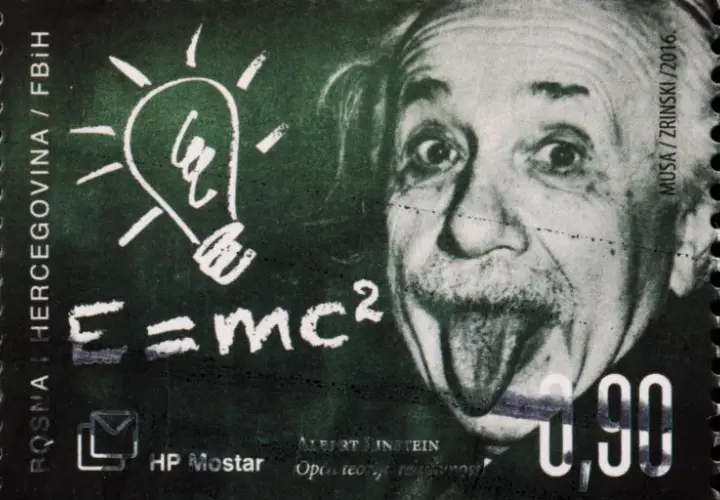 Co odkrył Einstein? Najważniejsze odkrycia naukowe i ich wpływ na świat