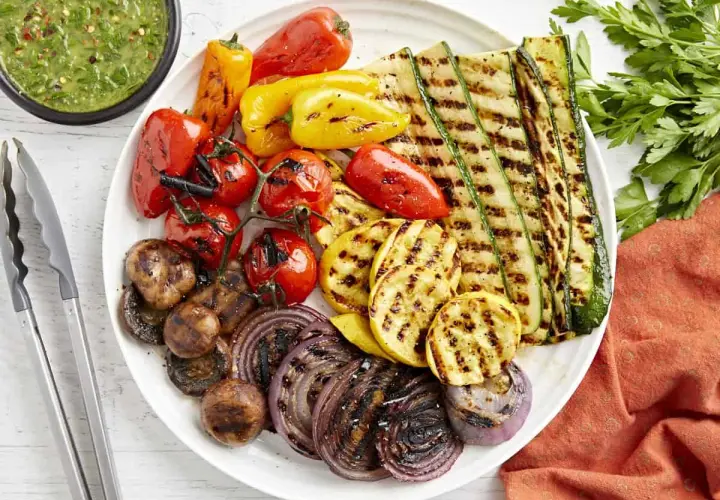 Jak grillować warzywa na grillu, aby uzyskać idealny smak i teksturę