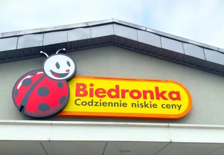 W Lidlu, Żabce i Biedronce obowiązuje zakaz. Konieczny dowód.