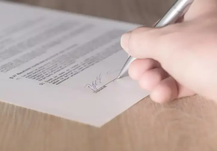Gdzie podpisać umowę na wywóz śmieci: prosty poradnik krok po kroku