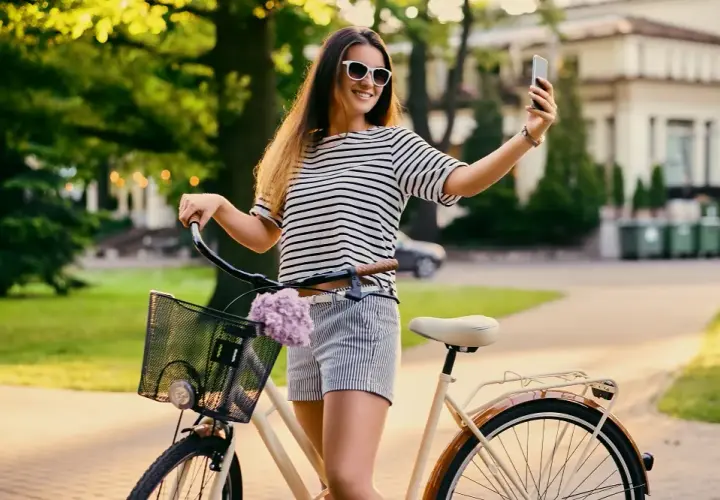 Jaki rower miejski damski wybrać, aby cieszyć się komfortem i stylem?