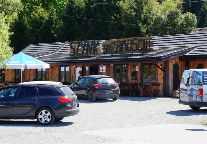 Cisna gdzie zjeść? Odkryj najlepsze restauracje z lokalną kuchnią