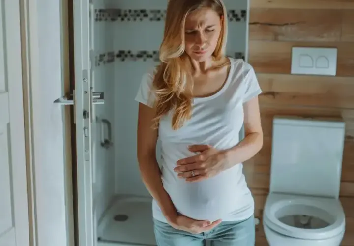 Ból podbrzusza czy to ciąża? Sprawdź, co może oznaczać ten objaw