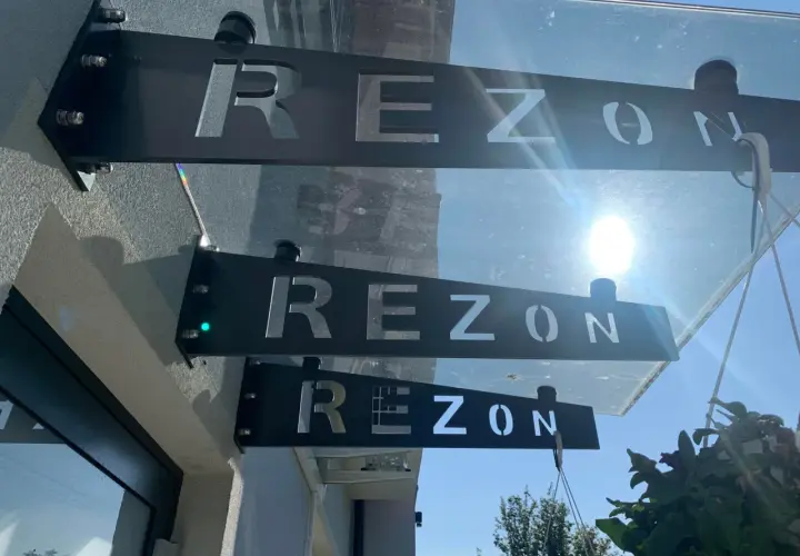 Rezon Laski k. Warszawy: Idealny Dom Seniora? Sprawdź Ofertę!