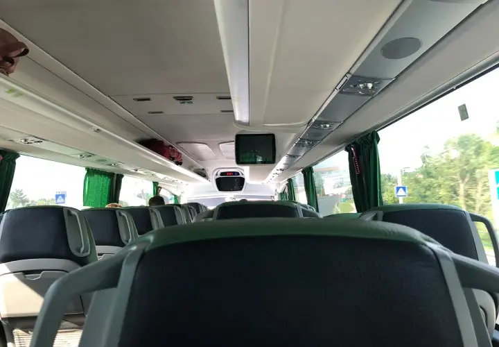 Flixbus Młociny: Stanowisko 19. Jak trafić bez stresu?