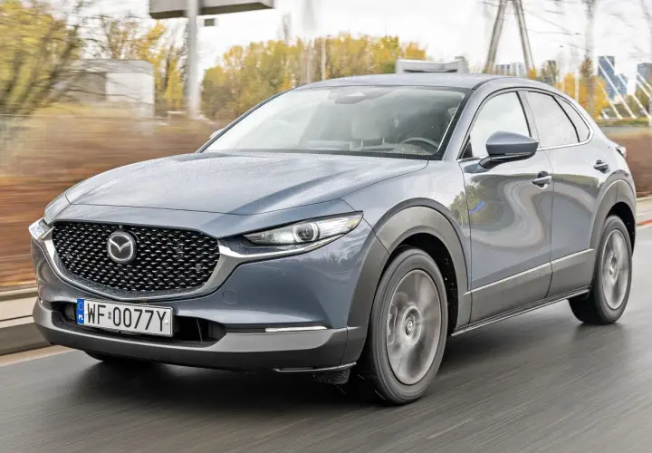 Mazda CX-30: Cena 2026 i ukryte koszty. Czy warto?