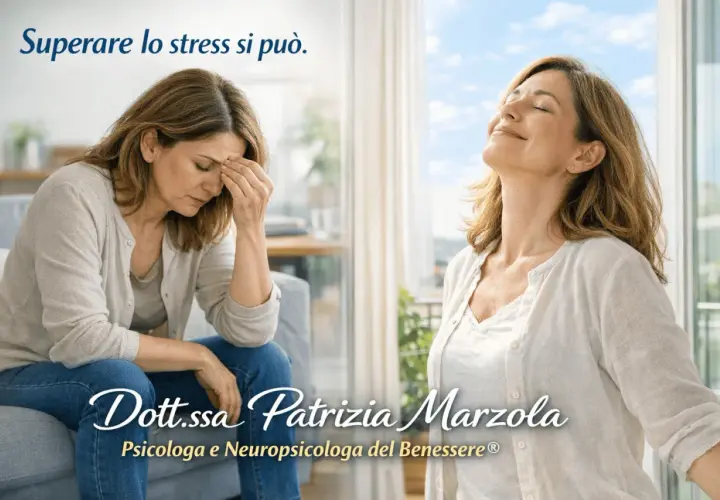 Donna stressata sul divano e poi serena, con la frase "Superare lo stress si può". Aiuto per la gestione dello stress lavorativo.
