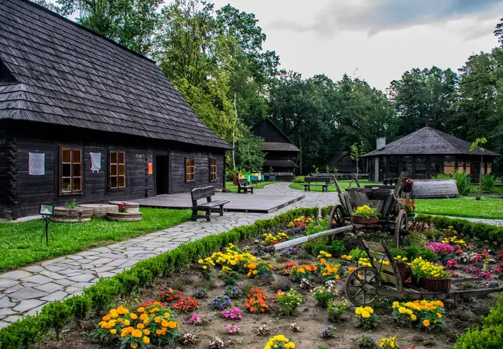 Skansen wsi pszczyńskiej: Odkryj fascynującą historię i atrakcje