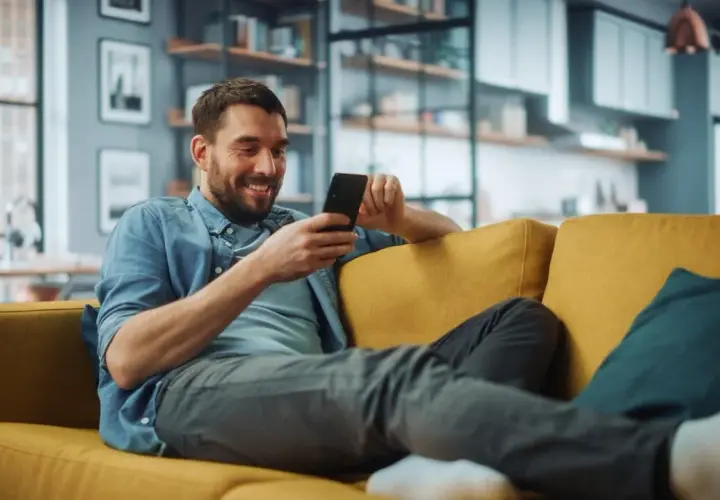 Telefon na abonament w lombardzie? Zobacz, co Ci grozi i co zyskasz!