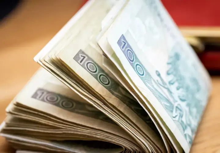Dodatkowe pieniądze dla DPS 2026: Kiedy i ile dostaniesz?
