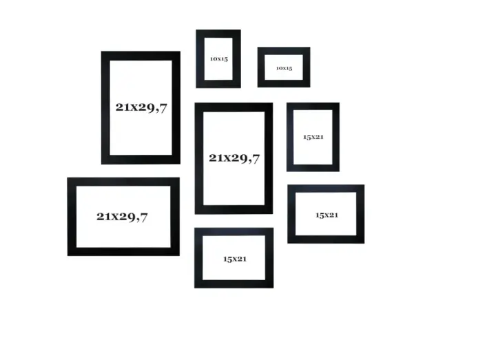 Kolekcja czarnych ram na zdjęcia: trzy 21x29,7, trzy 15x21 i dwa 10x15.