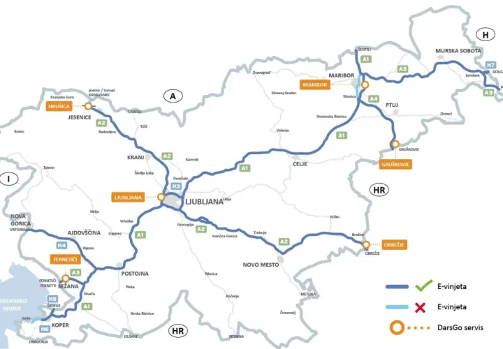 Mapa Słowenii z zaznaczonymi autostradami i punktami obsługi. Winiety Słowenia - sprawdź, gdzie kupić.