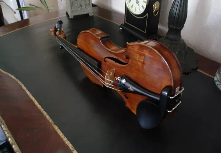 Czy skrzypce to instrument strunowy? Odkryj ich unikalne cechy