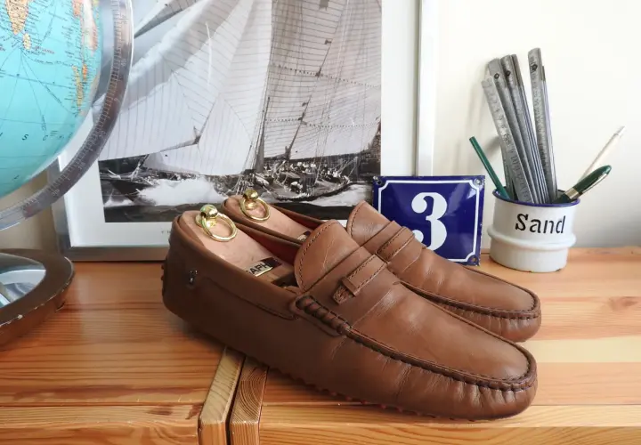 Mokasyny Tod's - Eleganckie i stylowe mokasyny marki Tod's!