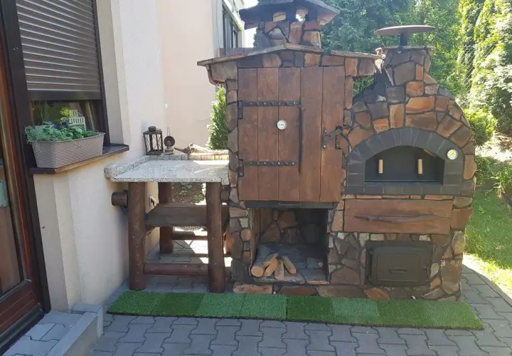 Wielofunkcyjny grill wędzarnia piec do pizzy – idealne rozwiązanie na każdą okazję