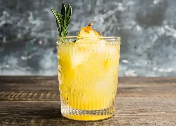 Pyszne drinki z martini: odkryj wyjątkowe przepisy na koktajle
