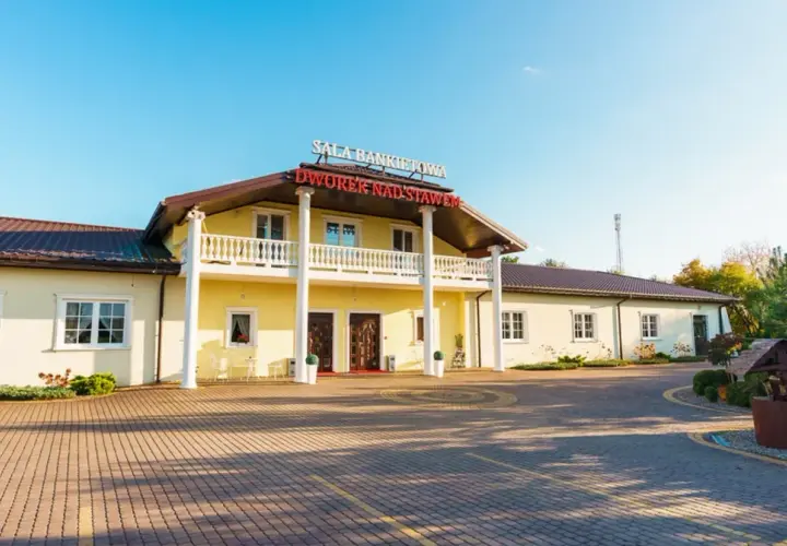 Dworek nad Stawem Ostrów Mazowiecka - idealne miejsce na eventy i wypoczynek