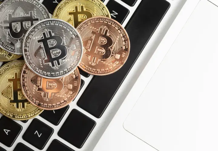 Inwestowanie w kryptowaluty krok po kroku – jak działa i od czego zacząć