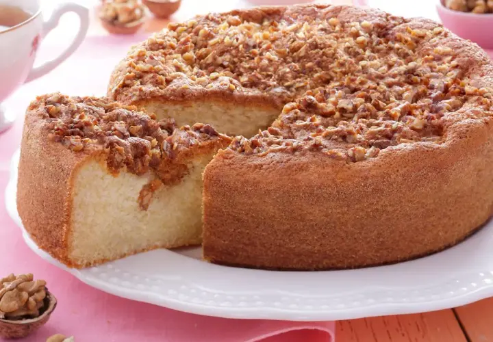 Dlaczego ciasto na kwaśnej śmietanie jest tak proste i pyszne?