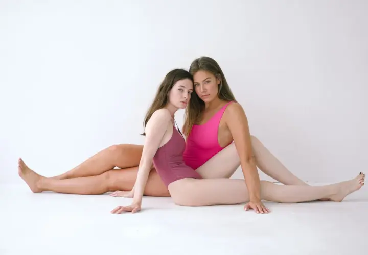 Czym golić bikini? Gładka skóra bez podrażnień poradnik