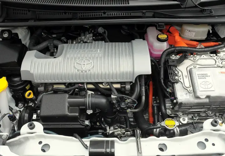 Wymiary i silniki Toyoty Yaris 3: Który wariant wybrać? Porady