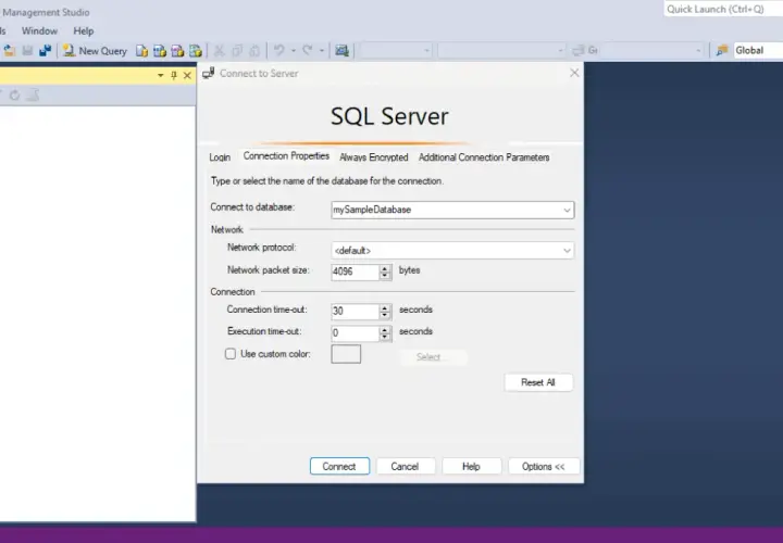 Okno dialogowe "Połącz z serwerem" w SQL Server Management Studio, gdzie ustawiasz parametry połączenia z bazą danych.